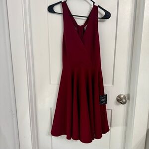 Lulu's NWT Wonder Whirl Twist Back Skater Burgundy Wine Mini Dress Size Medium